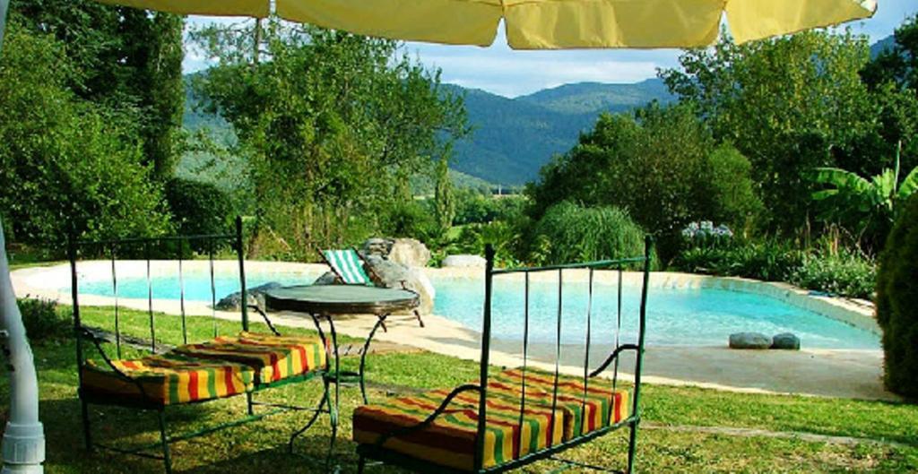 Domaine Vega Bed & Breakfast Saint-Arroman  Exterior photo